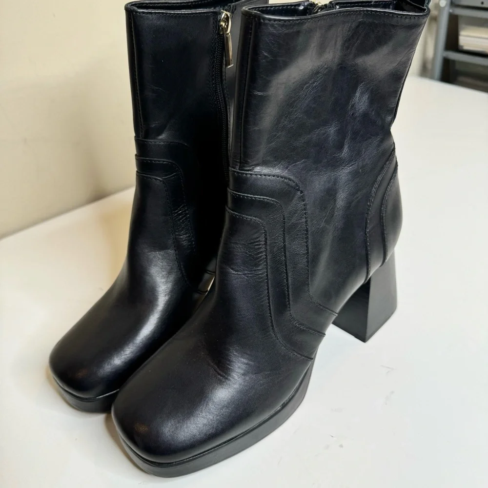 Steve Madden Maggie Black Leather size 9.5